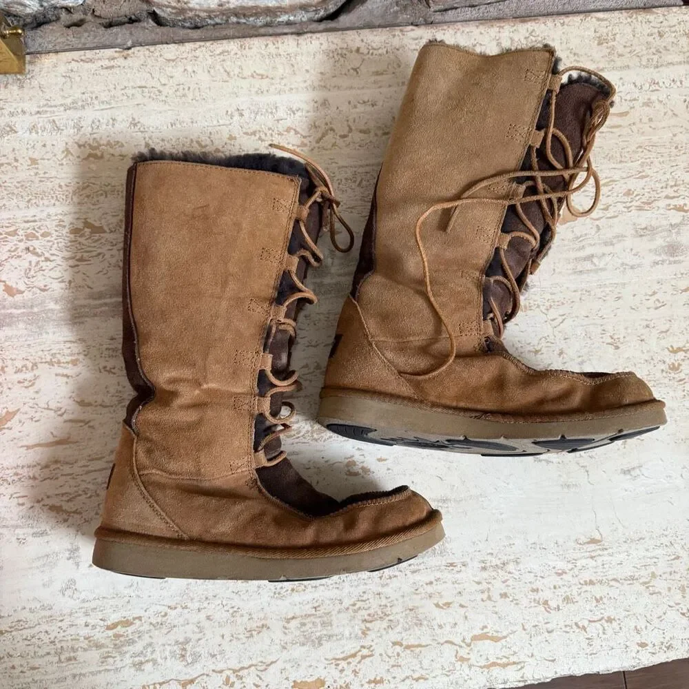 Ugg Australia uptown lace Whitley boot size 8